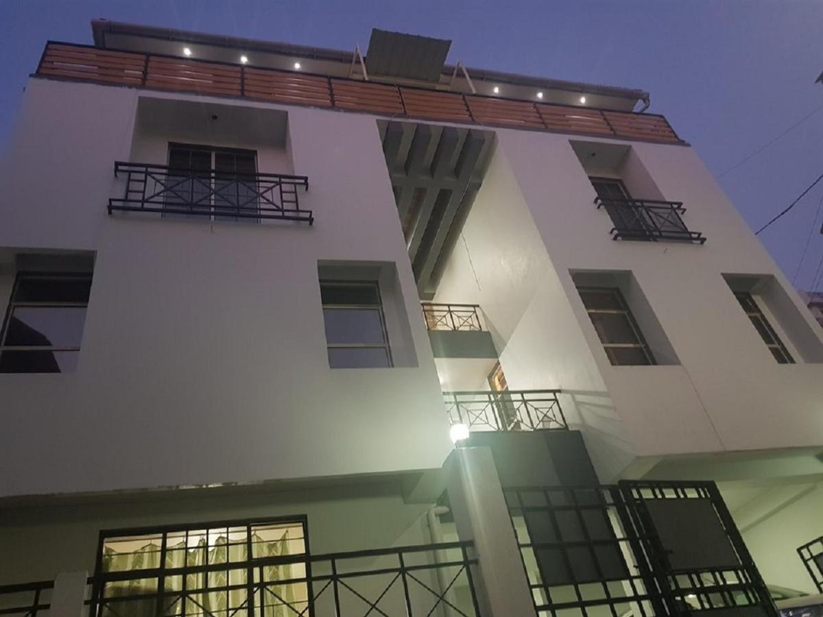 שילונג Rockski Boutique Bed & Breakfast מראה חיצוני תמונה