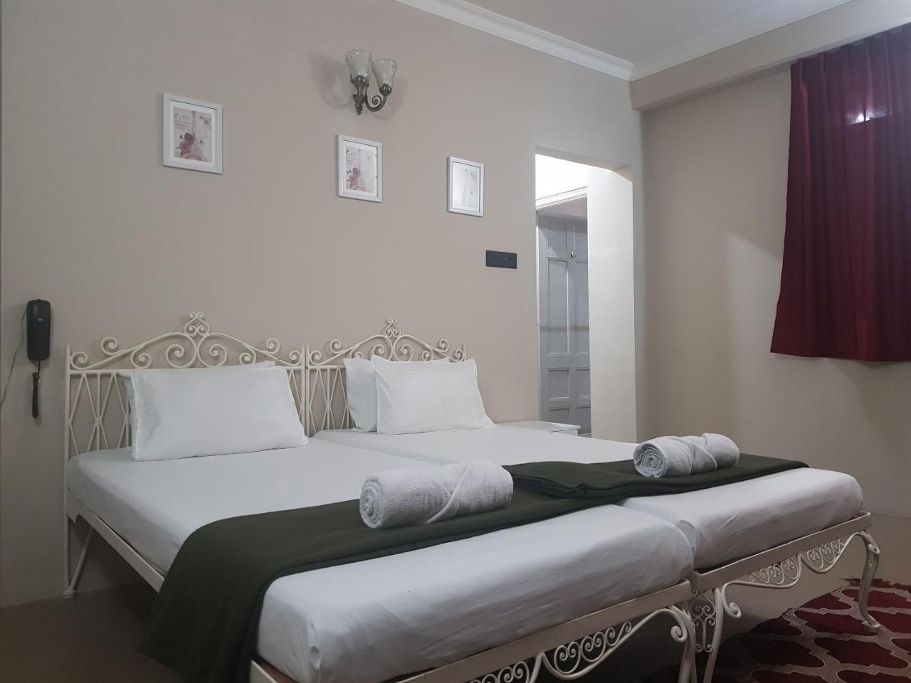 שילונג Rockski Boutique Bed & Breakfast מראה חיצוני תמונה